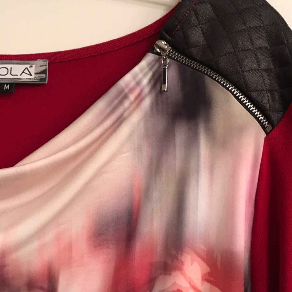 Blouse - Picture 2 of 3